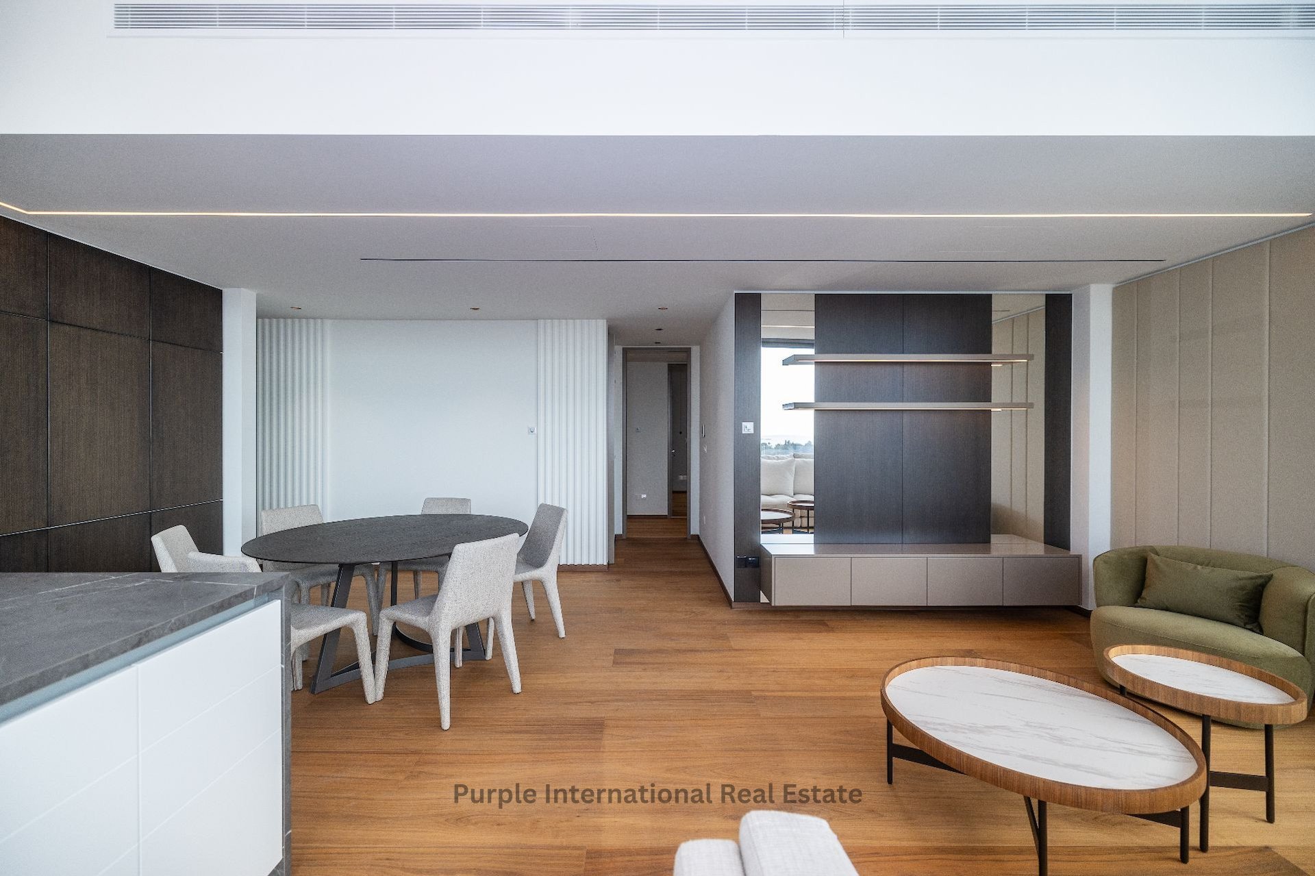 3 bedrooms Apartment in Larnaca, Larnaka, Cyprus No. 8439