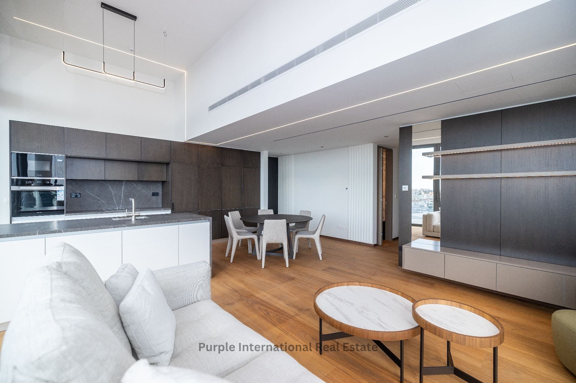 3 bedrooms Apartment in Larnaca, Larnaka, Cyprus No. 8439