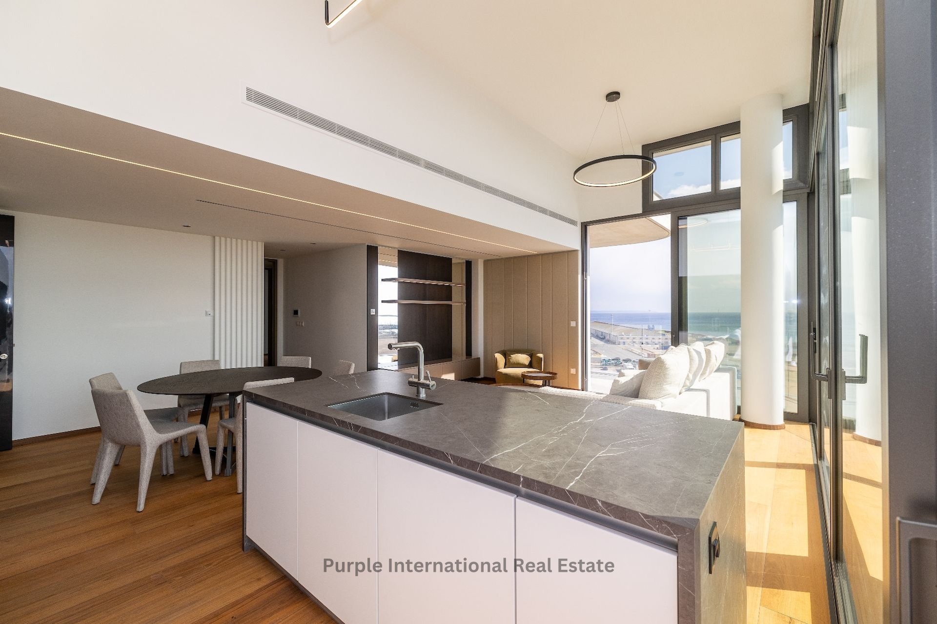 3 bedrooms Apartment in Larnaca, Larnaka, Cyprus No. 8439