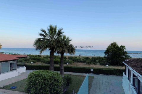2 bedrooms Villa in Larnaka, Cyprus No. 7601