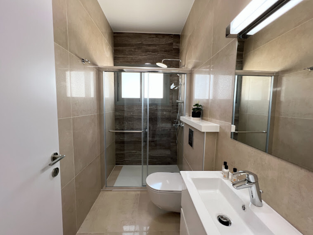 3 rooms Apartment in Larnaca, Larnaka, Cyprus No. 38948
