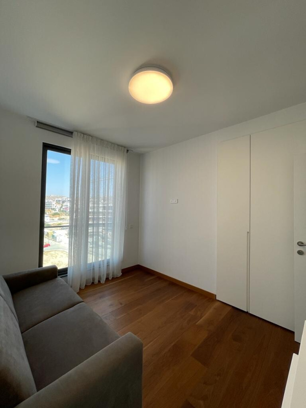 4 rooms Apartment in Limassol, Cyprus No. 38943
