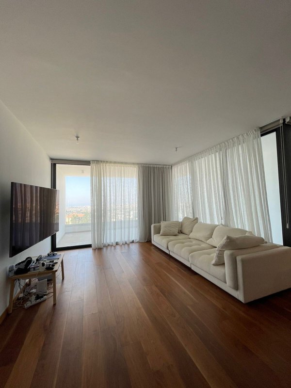 4 rooms Apartment in Limassol, Cyprus No. 38943