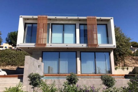 3 bedrooms Villa in Paphos, Cyprus No. 38523