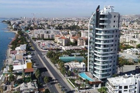4 bedrooms Penthouse in Limassol, Cyprus No. 46101