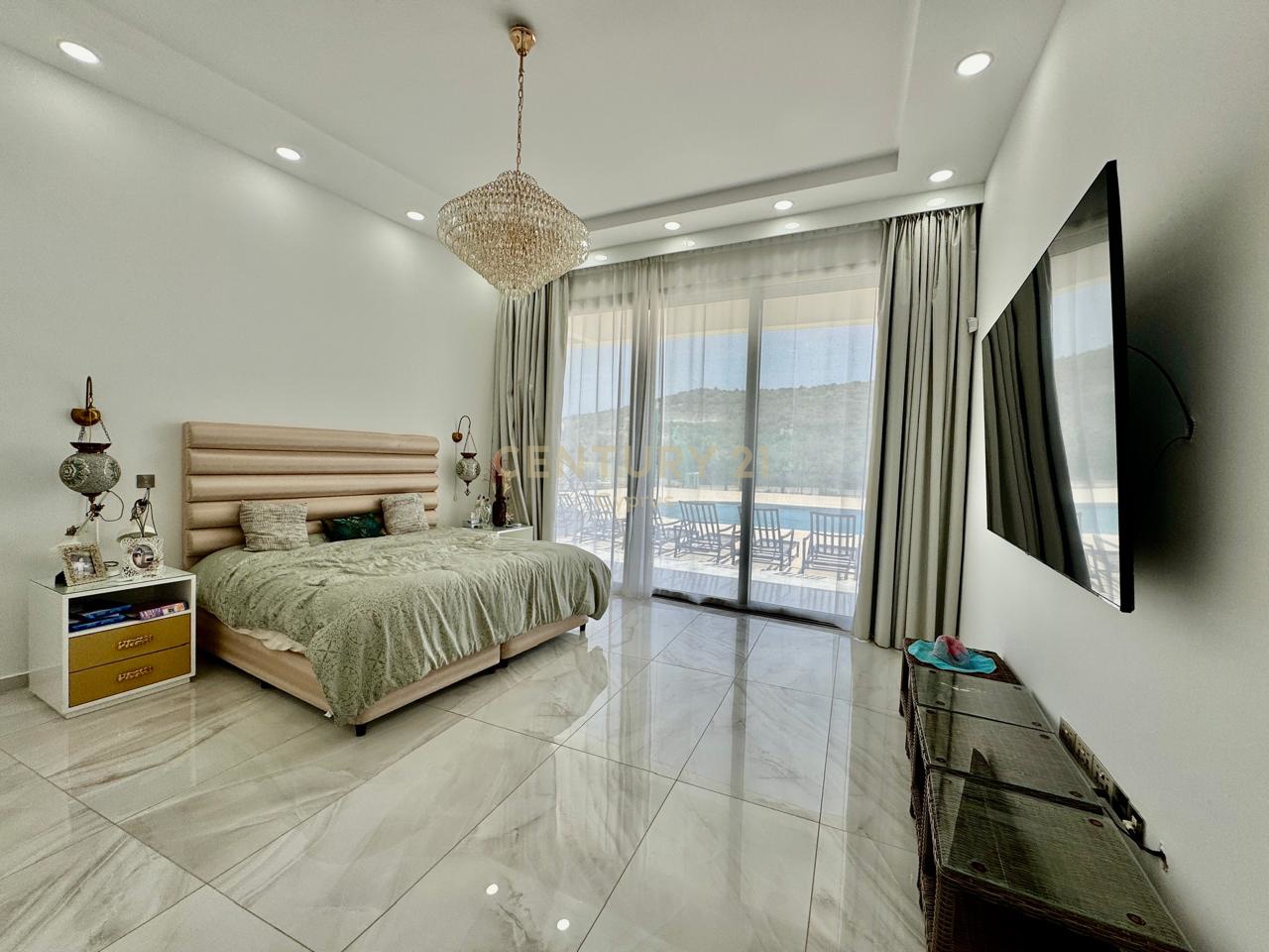 7 dormitorios Villa en Parekklisia, Limassol, Chipre No. 53741