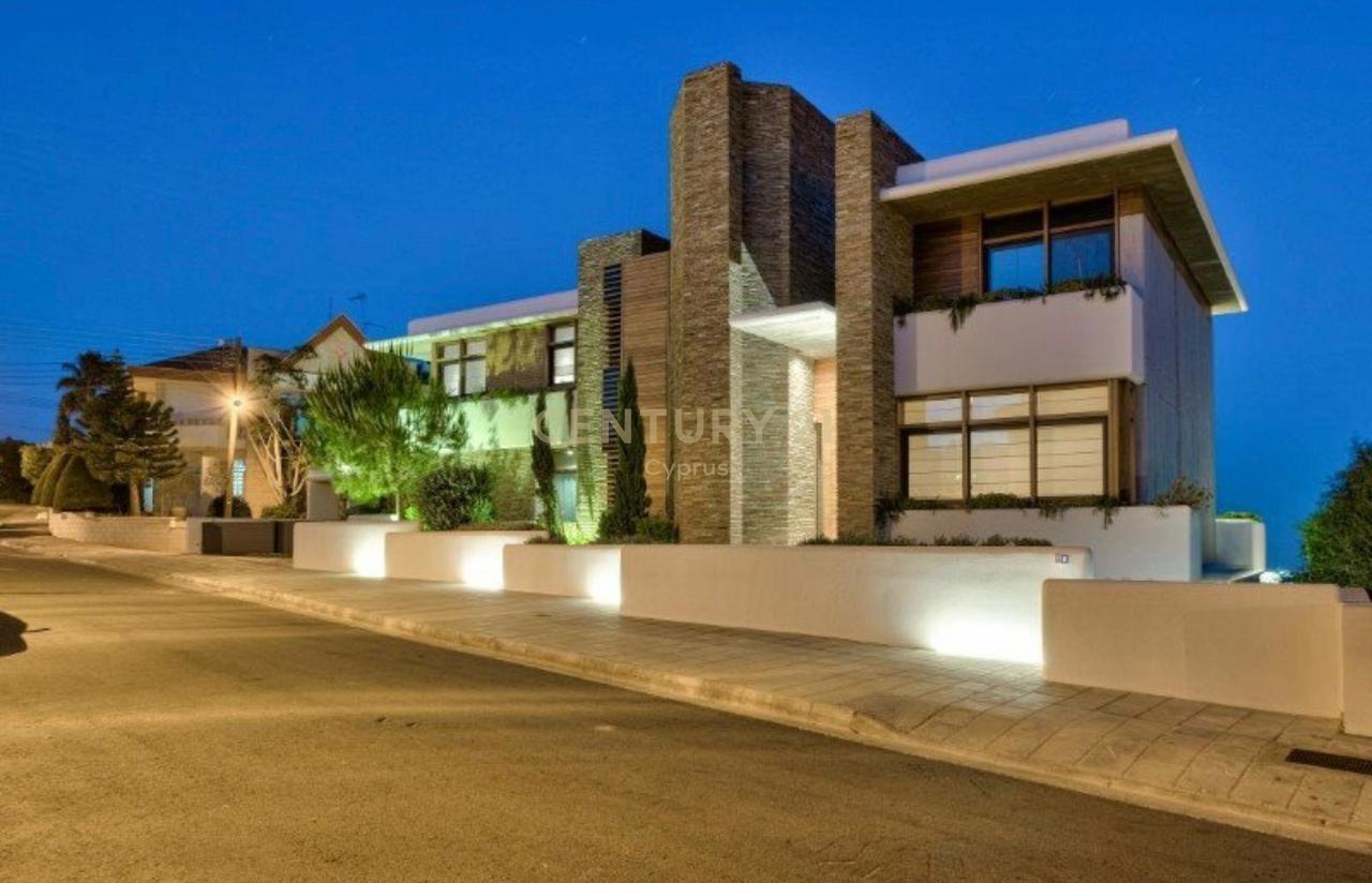 6 chambres Villa à Mesa Geitonia, Limassol, Chypre No. 56127