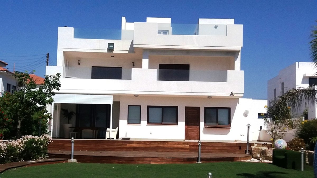 Studio Villa in Larnaca, Larnaka, Cyprus No. 38279