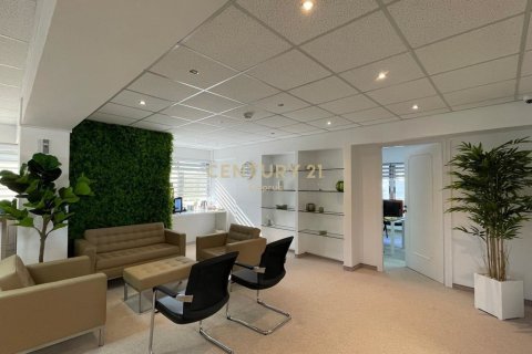 200m2 Oficina en Limassol, Chipre No. 54177