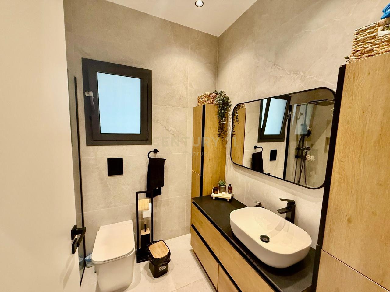 3 dormitorios Apartamento en Agios Athanasios, Limassol, Chipre No. 57195