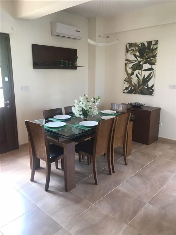 4 bedrooms Villa in Paphos, Cyprus No. 38329