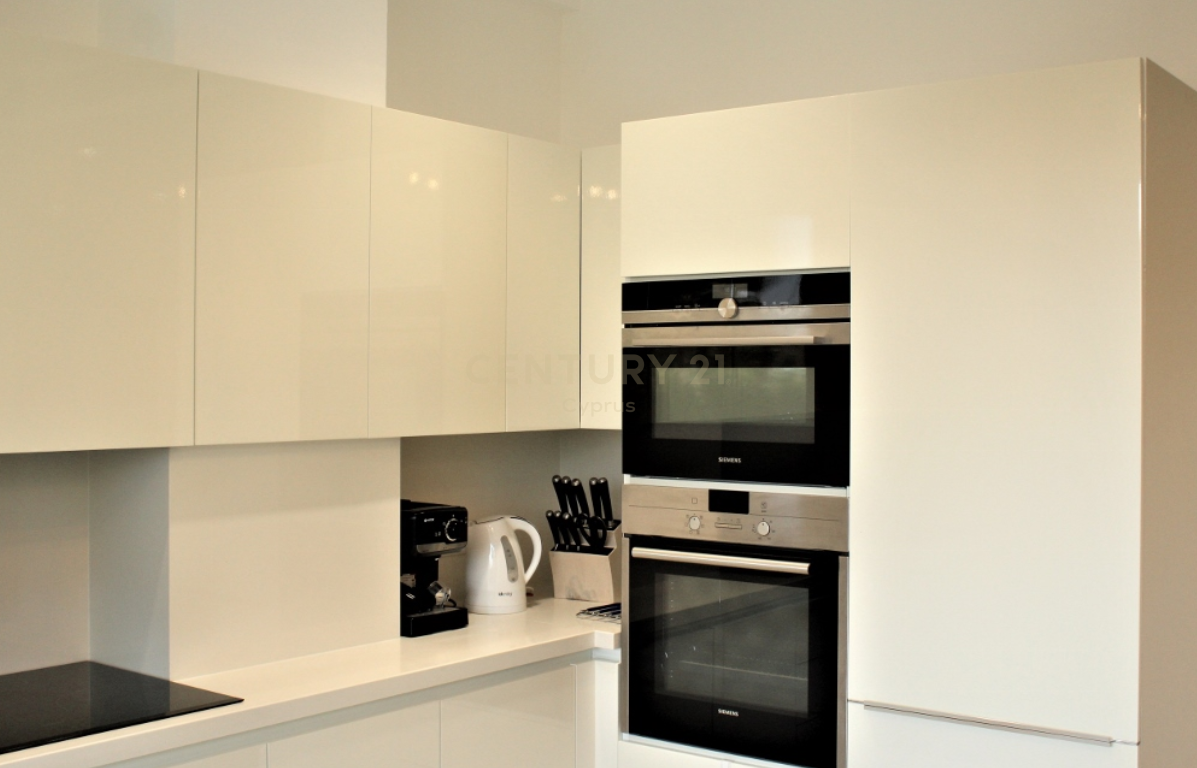 2 bedrooms Apartment in Agios Tychonas, Limassol, Cyprus No. 27624
