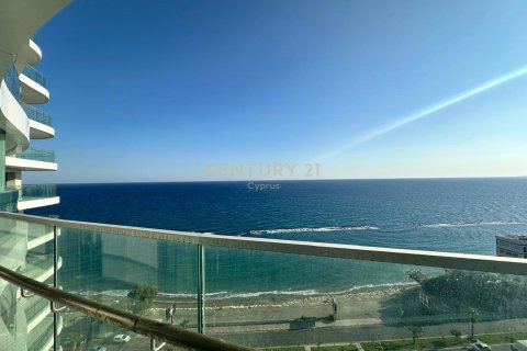 2 bedrooms Apartment in Germasogeia, Limassol, Cyprus No. 35693