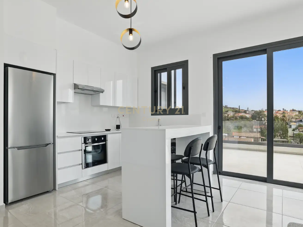 3 bedrooms Penthouse in Parekklisia, Limassol, Cyprus No. 55923