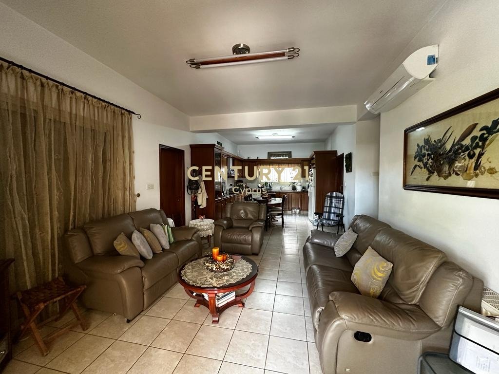 5 bedrooms Villa in Ekali, Limassol, Cyprus No. 6801