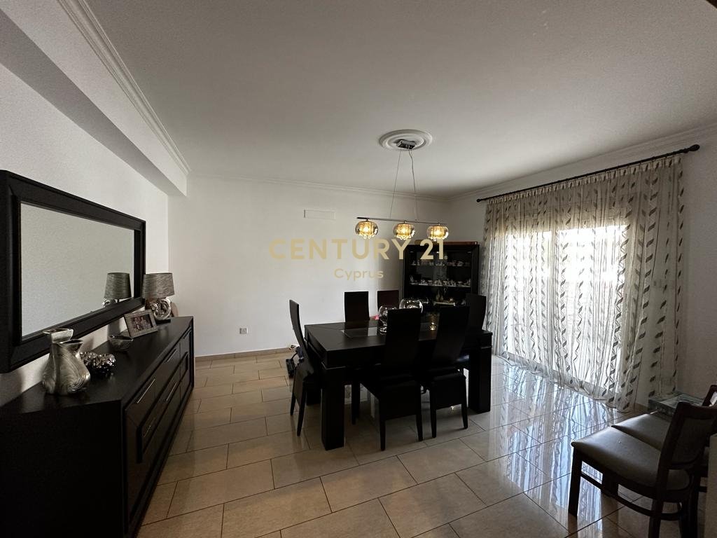 5 bedrooms Villa in Ekali, Limassol, Cyprus No. 6801