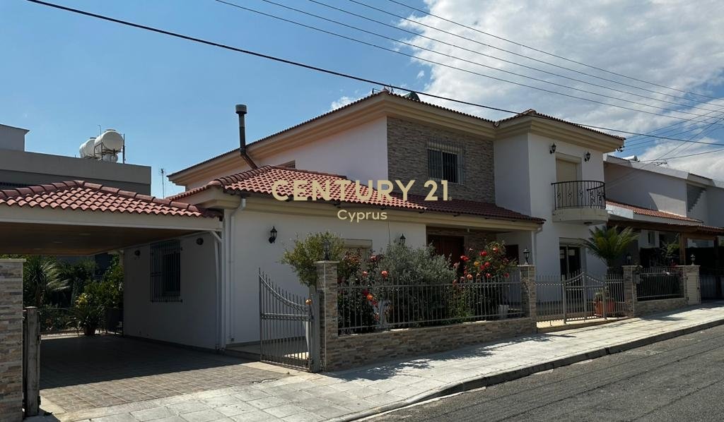 5 bedrooms Villa in Ekali, Limassol, Cyprus No. 6801