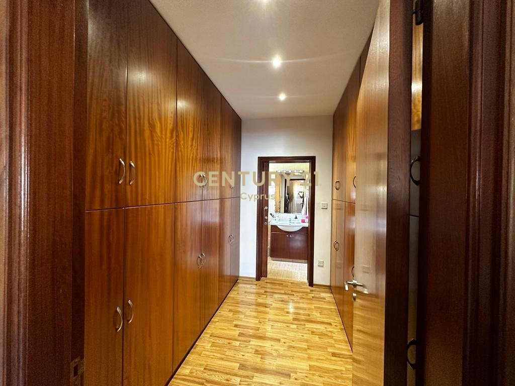 5 bedrooms Villa in Ekali, Limassol, Cyprus No. 6801