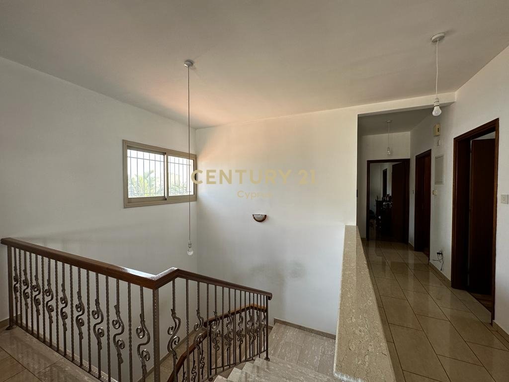 5 bedrooms Villa in Ekali, Limassol, Cyprus No. 6801
