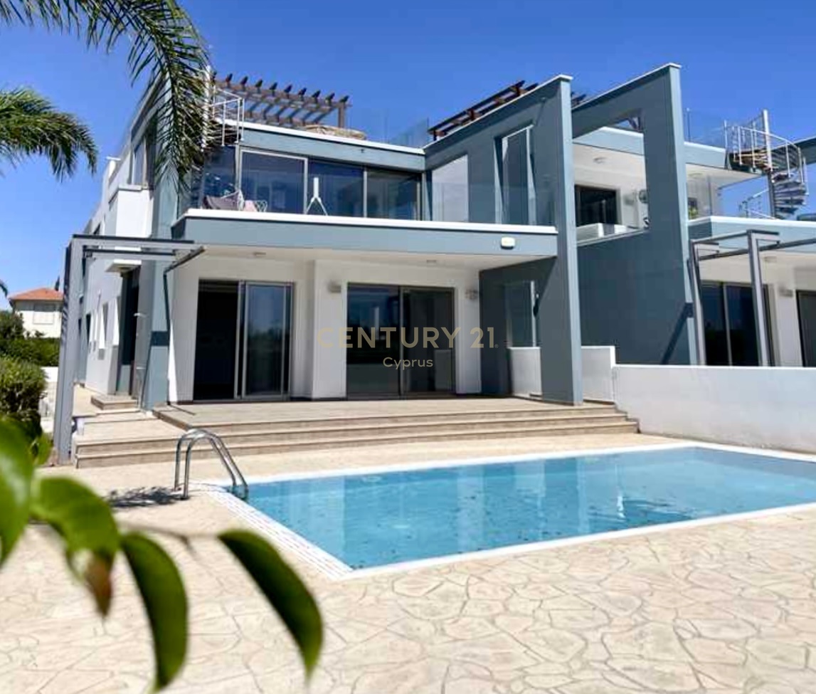 3 bedrooms Apartment in Pervolia, Larnaka, Cyprus No. 54189