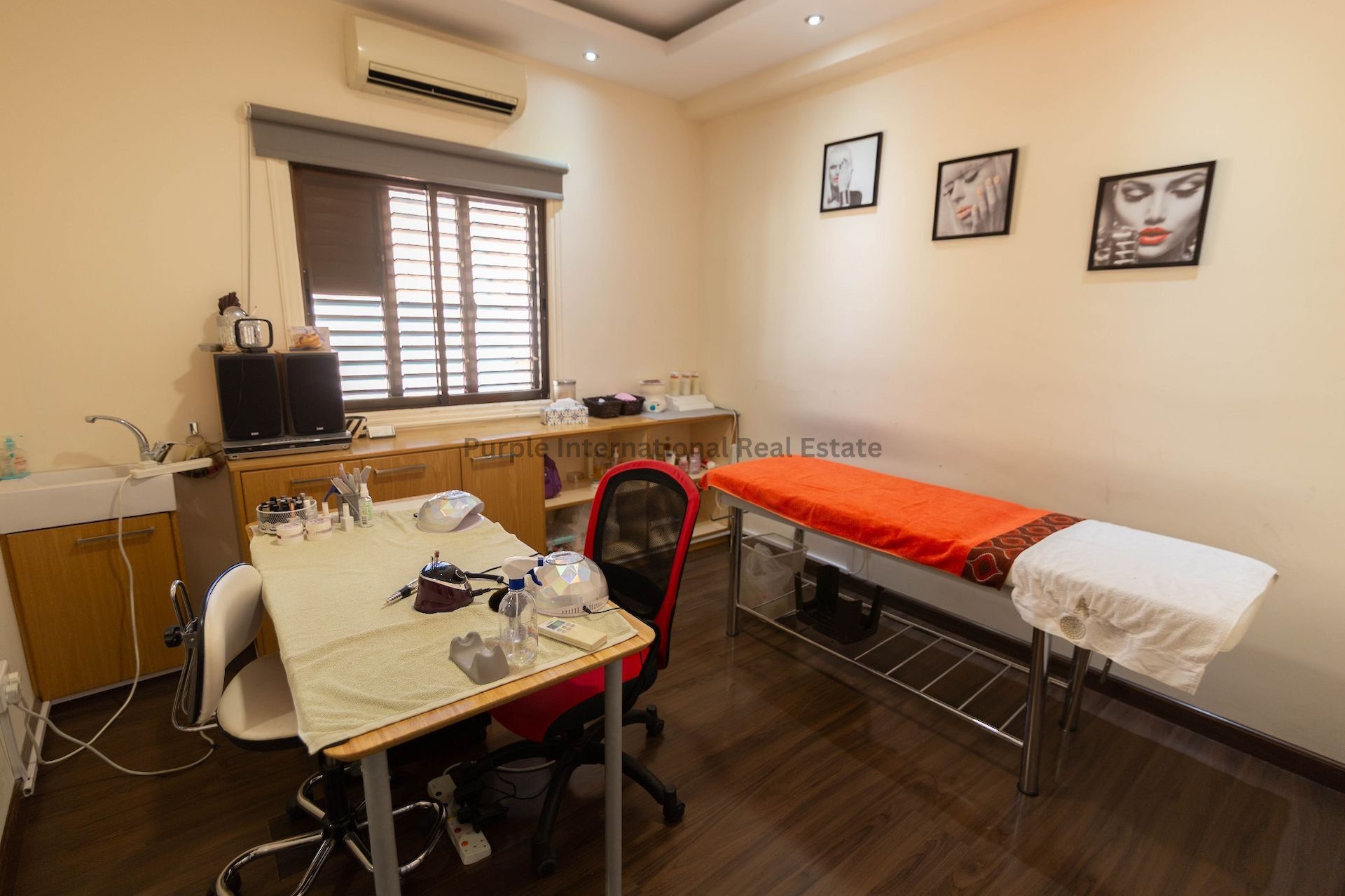 3 bedrooms Apartment in Larnaca, Larnaka, Cyprus No. 37509