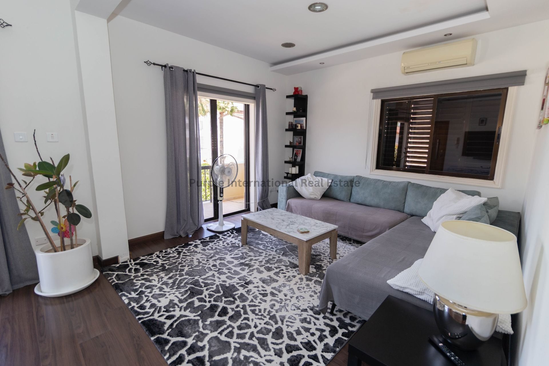 3 bedrooms Apartment in Larnaca, Larnaka, Cyprus No. 37509