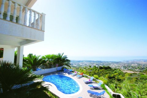 3 bedrooms Villa in Paphos, Cyprus No. 38224