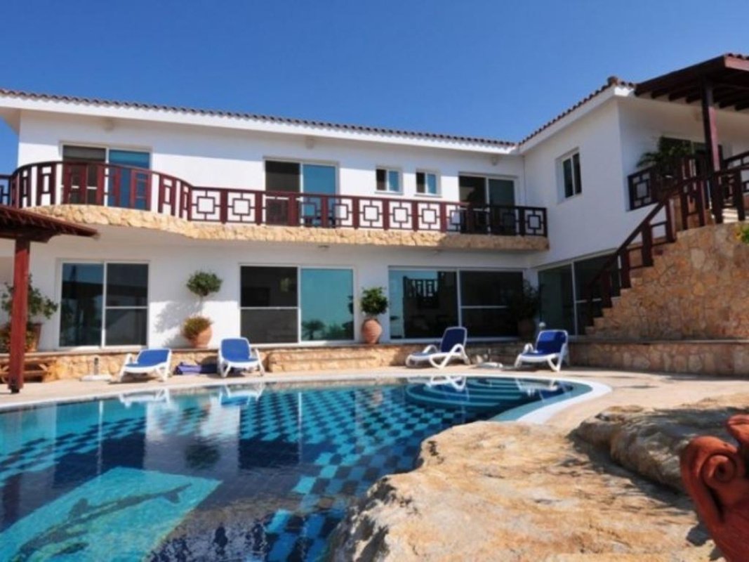 Studio Villa in Paphos, Cyprus No. 38222