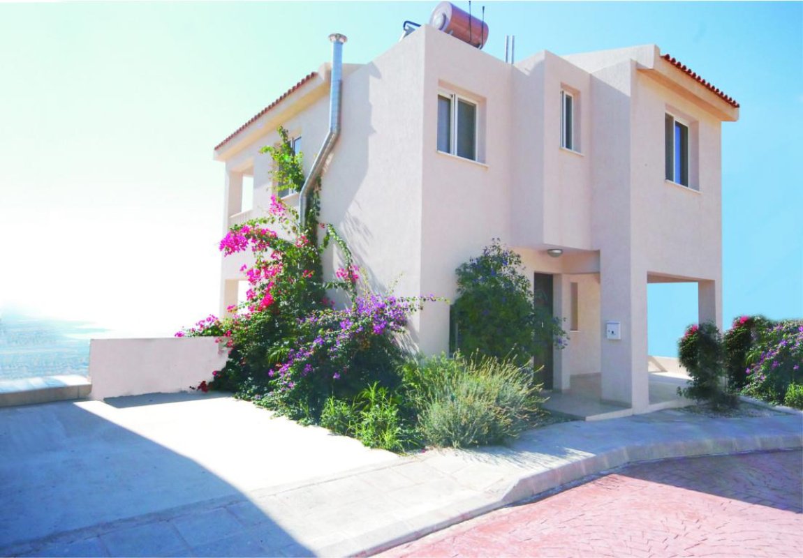 2 bedrooms Villa in Paphos, Cyprus No. 38225