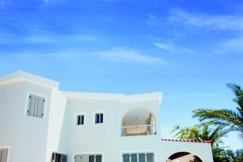 4 dormitorios Villa en Paphos, Chipre No. 38223