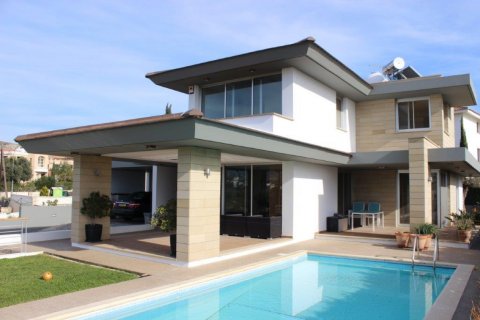 4 bedrooms Villa in Paphos, Cyprus No. 38189