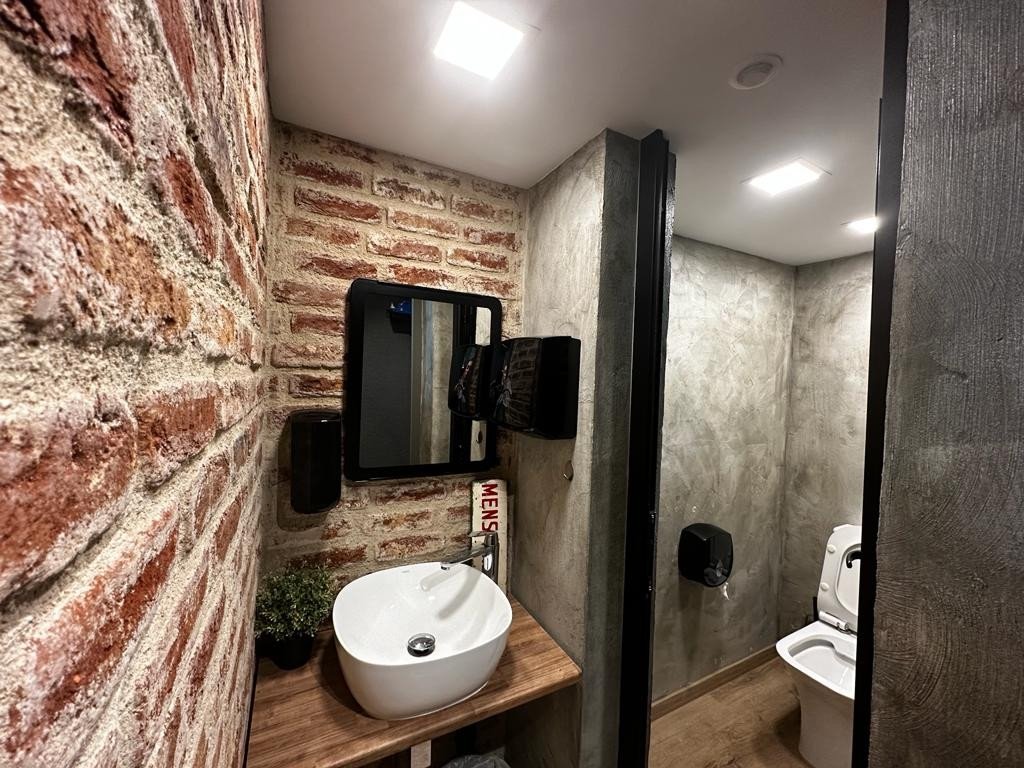 352m2 Oficina en Limassol, Chipre No. 53905