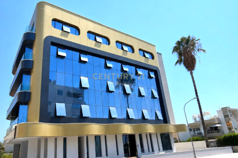 240m2 Local comercial en Limassol, Chipre No. 53904