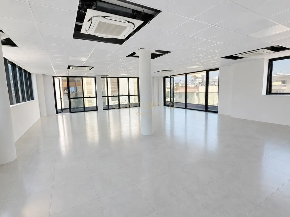 240m2 Local comercial en Limassol, Chipre No. 53904