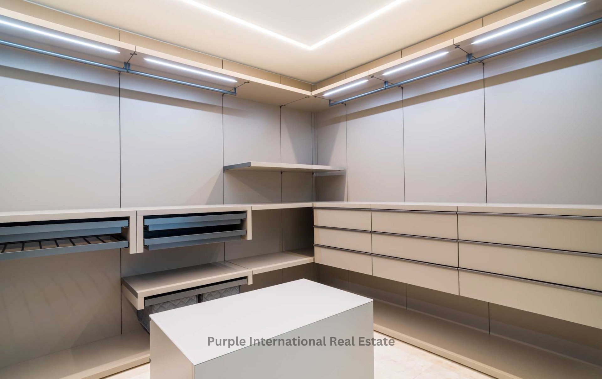 4 bedrooms Apartment in Pyrgos, Limassol, Cyprus No. 36616