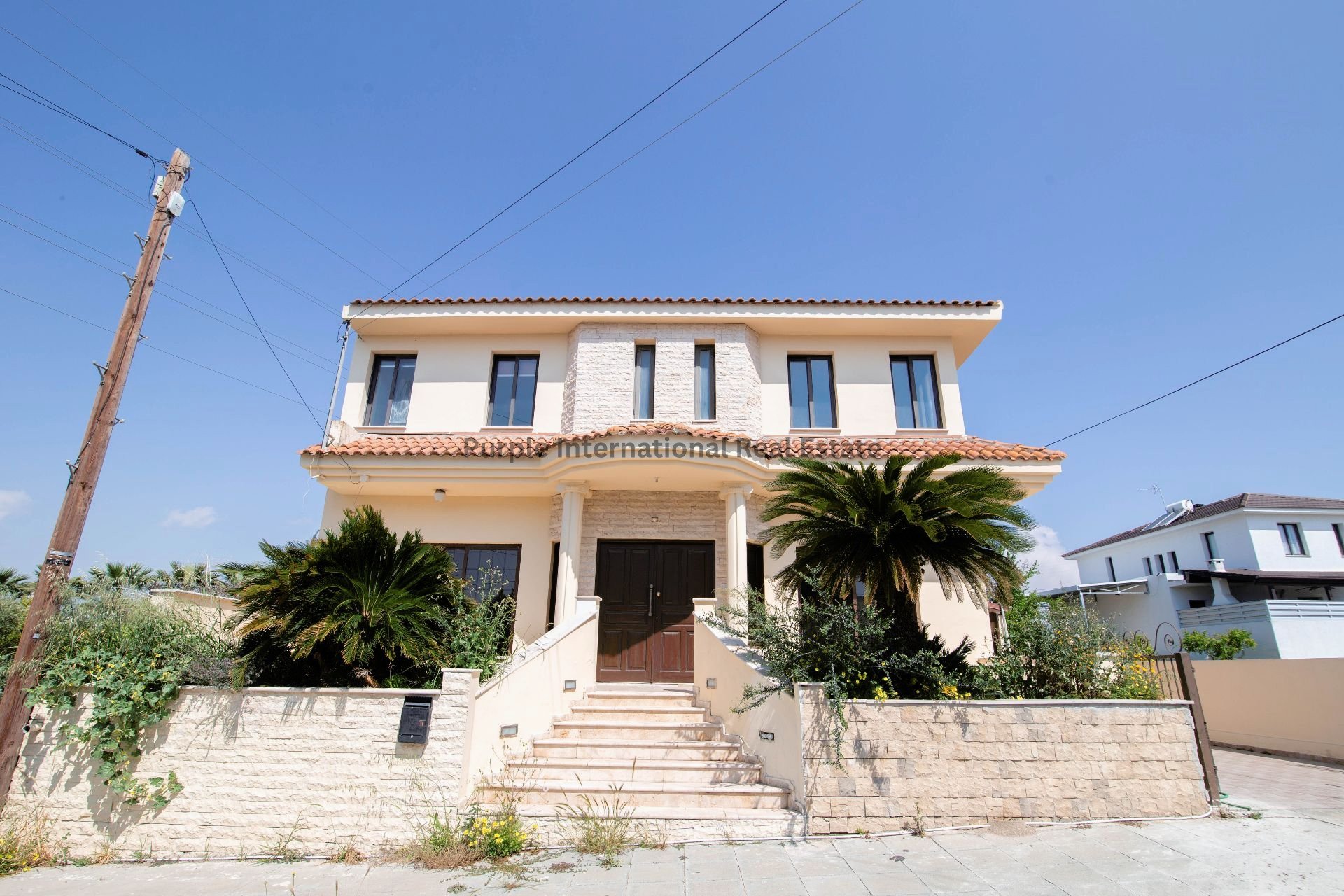 7 bedrooms Villa in Aradippou, Larnaka, Cyprus No. 31570
