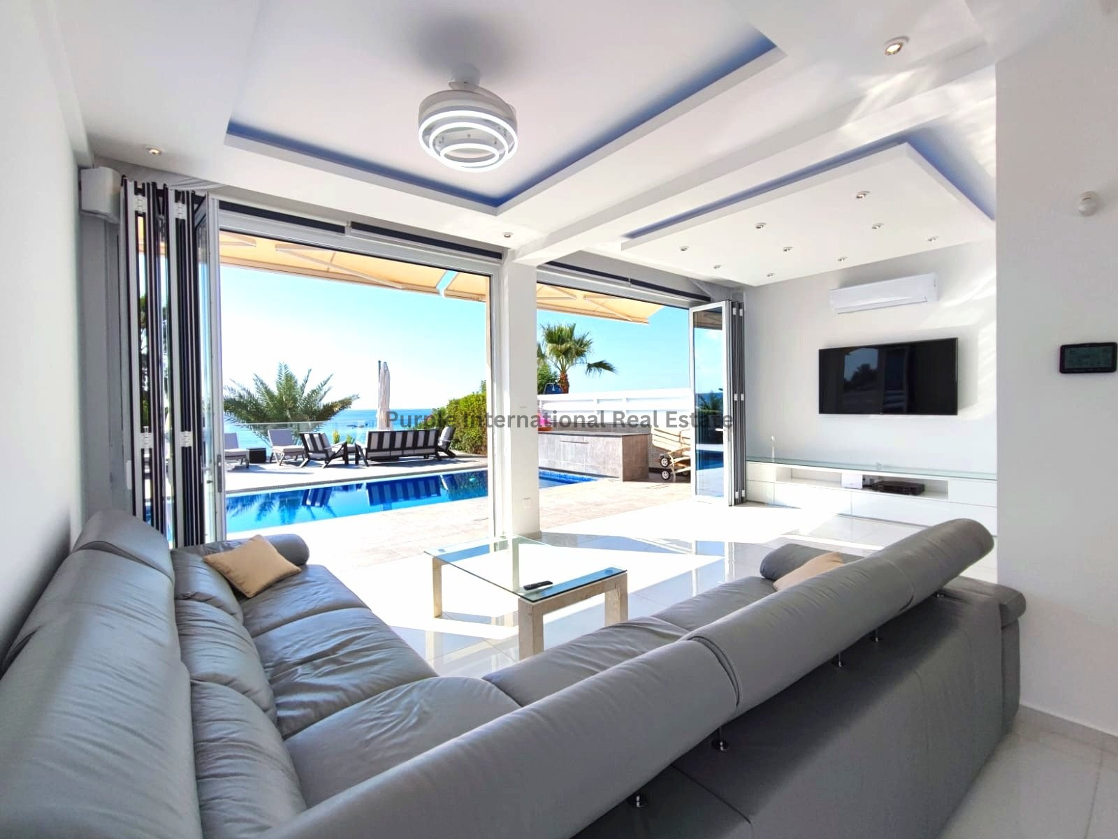 5 bedrooms Villa in Coral Bay, Pegeia, Paphos, Cyprus No. 7891