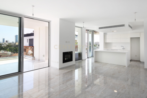 3 bedrooms Apartment in Germasogeia, Limassol, Cyprus No. 25393