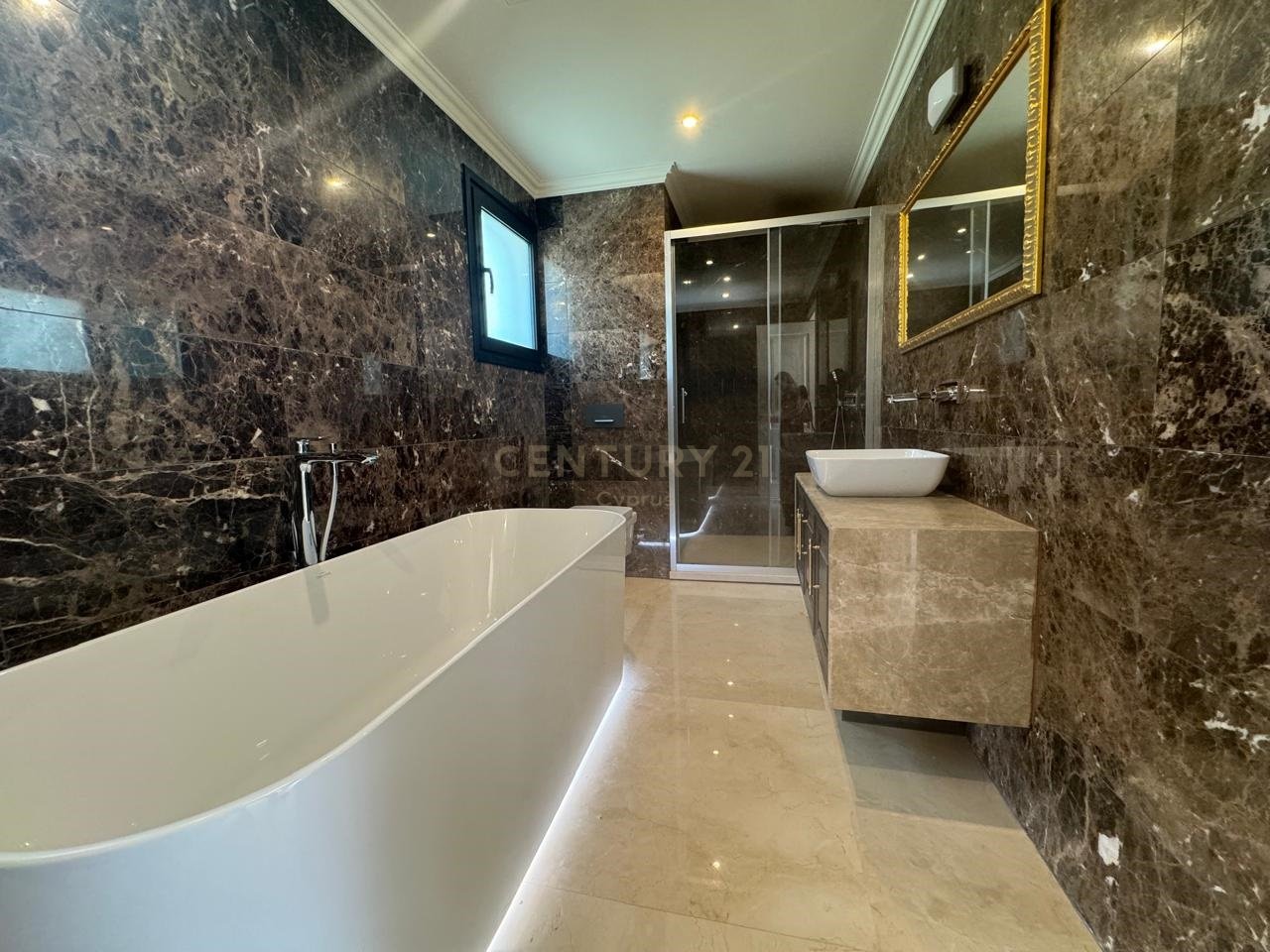 5 bedrooms Villa in Mesa Geitonia, Limassol, Cyprus No. 55784