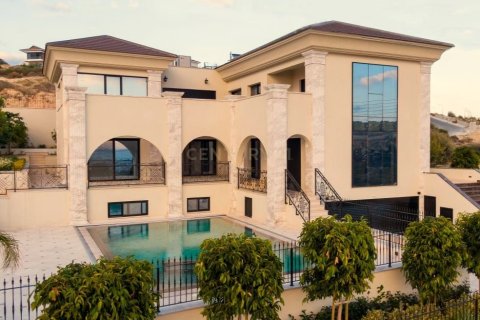 5 bedrooms Villa in Mesa Geitonia, Limassol, Cyprus No. 55784