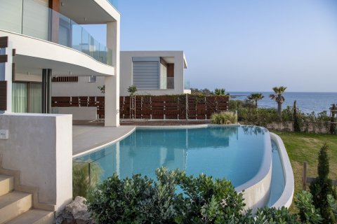 6 dormitorios Villa en Chloraka, Paphos, Chipre No. 39384