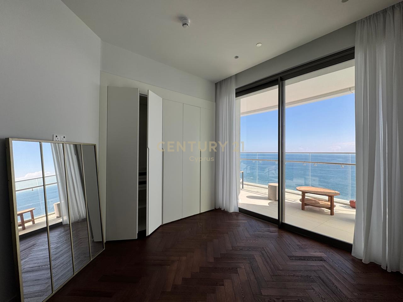 3 chambres Appartement à Mouttagiaka, Limassol, Chypre No. 55936