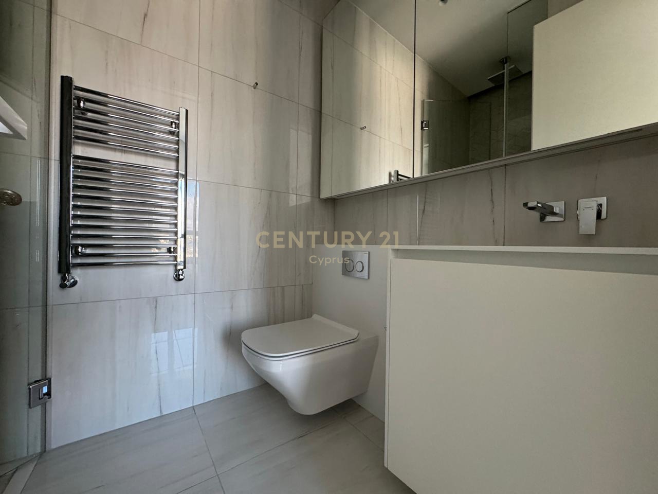 3 chambres Appartement à Mouttagiaka, Limassol, Chypre No. 55936