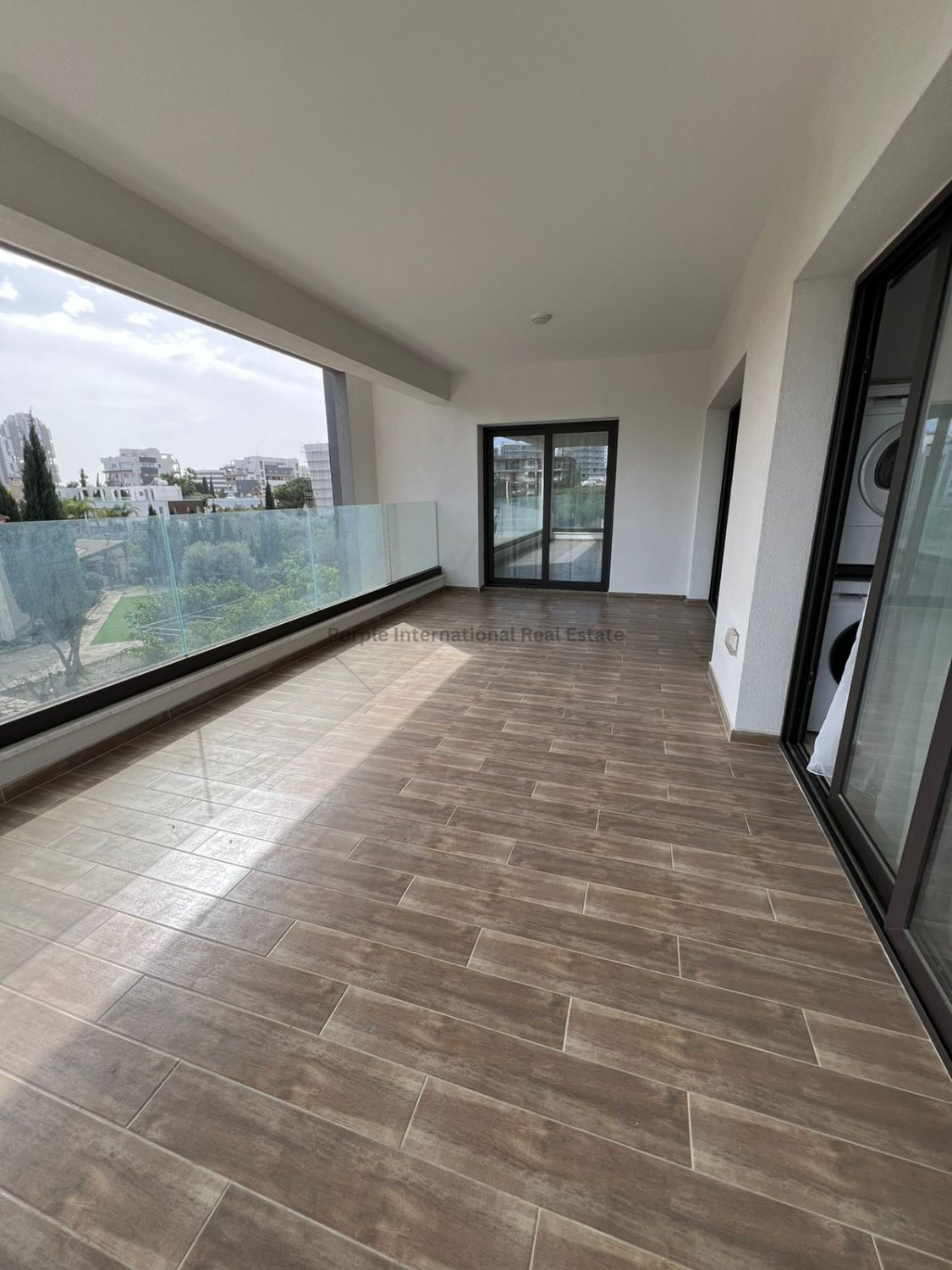 3 bedrooms Apartment in Germasogeia, Limassol, Cyprus No. 58278