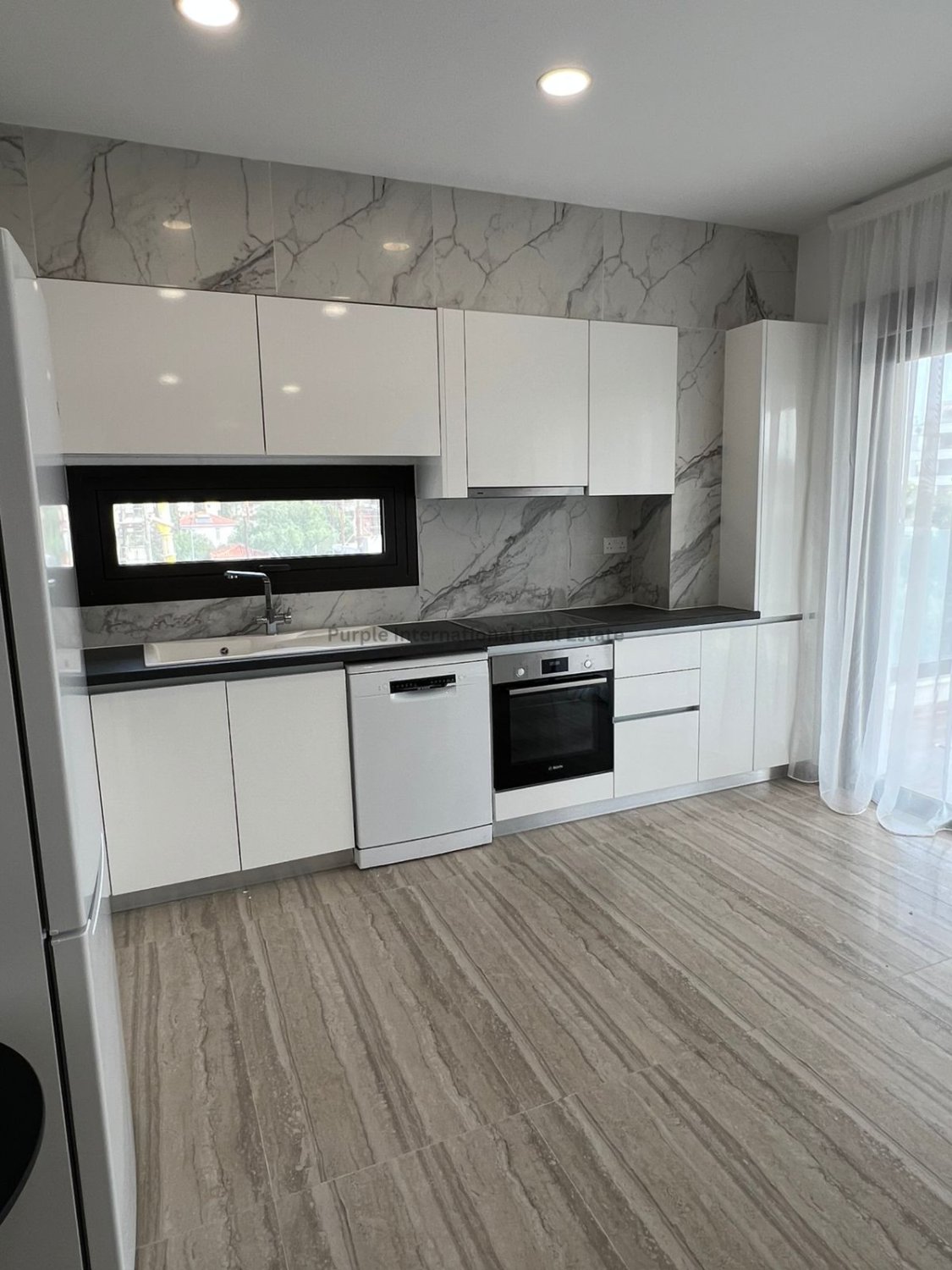 3 bedrooms Apartment in Germasogeia, Limassol, Cyprus No. 58278