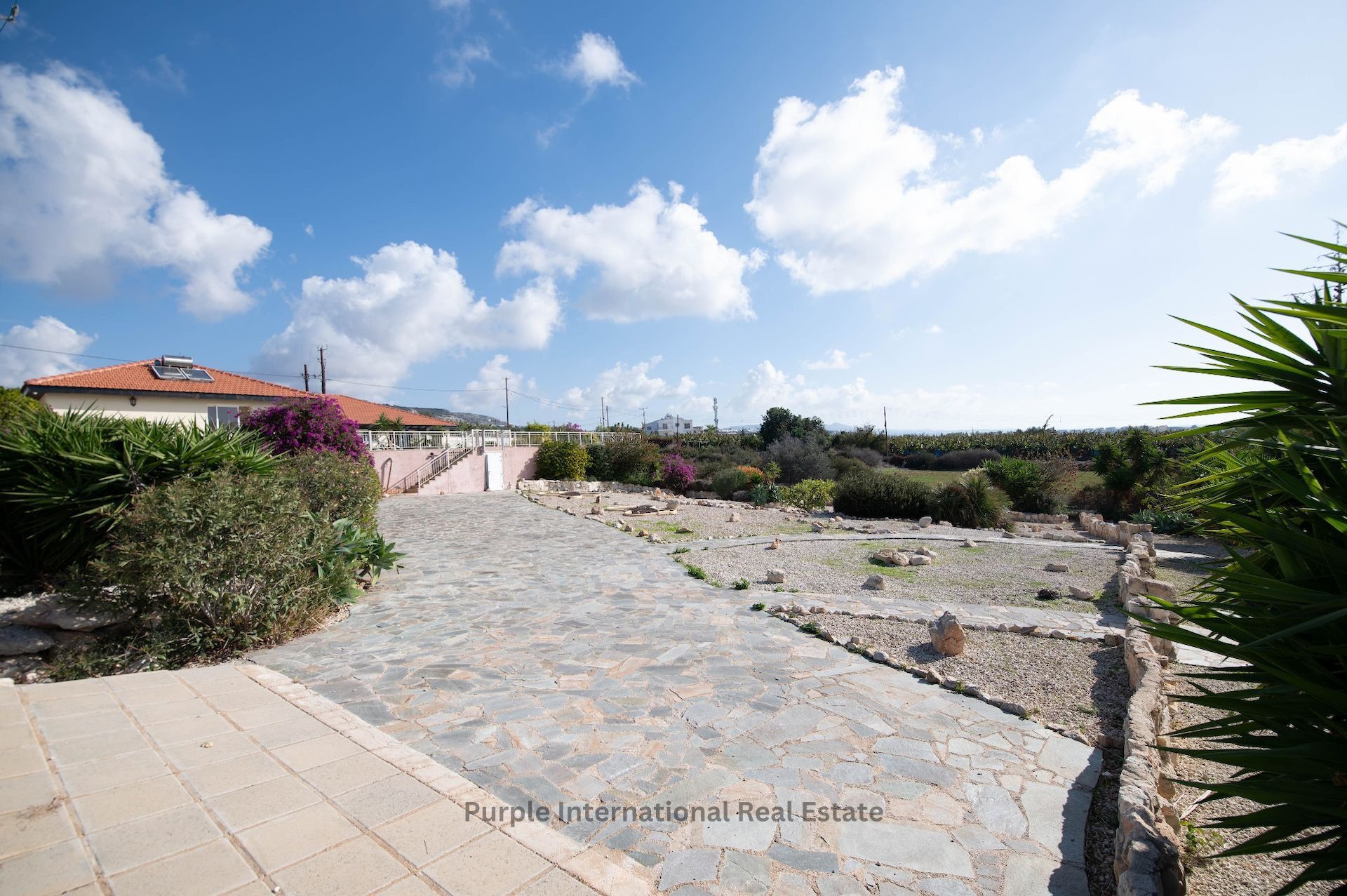 4 bedrooms Bungalow in Sea Caves, Pegeia, Paphos, Cyprus No. 35745