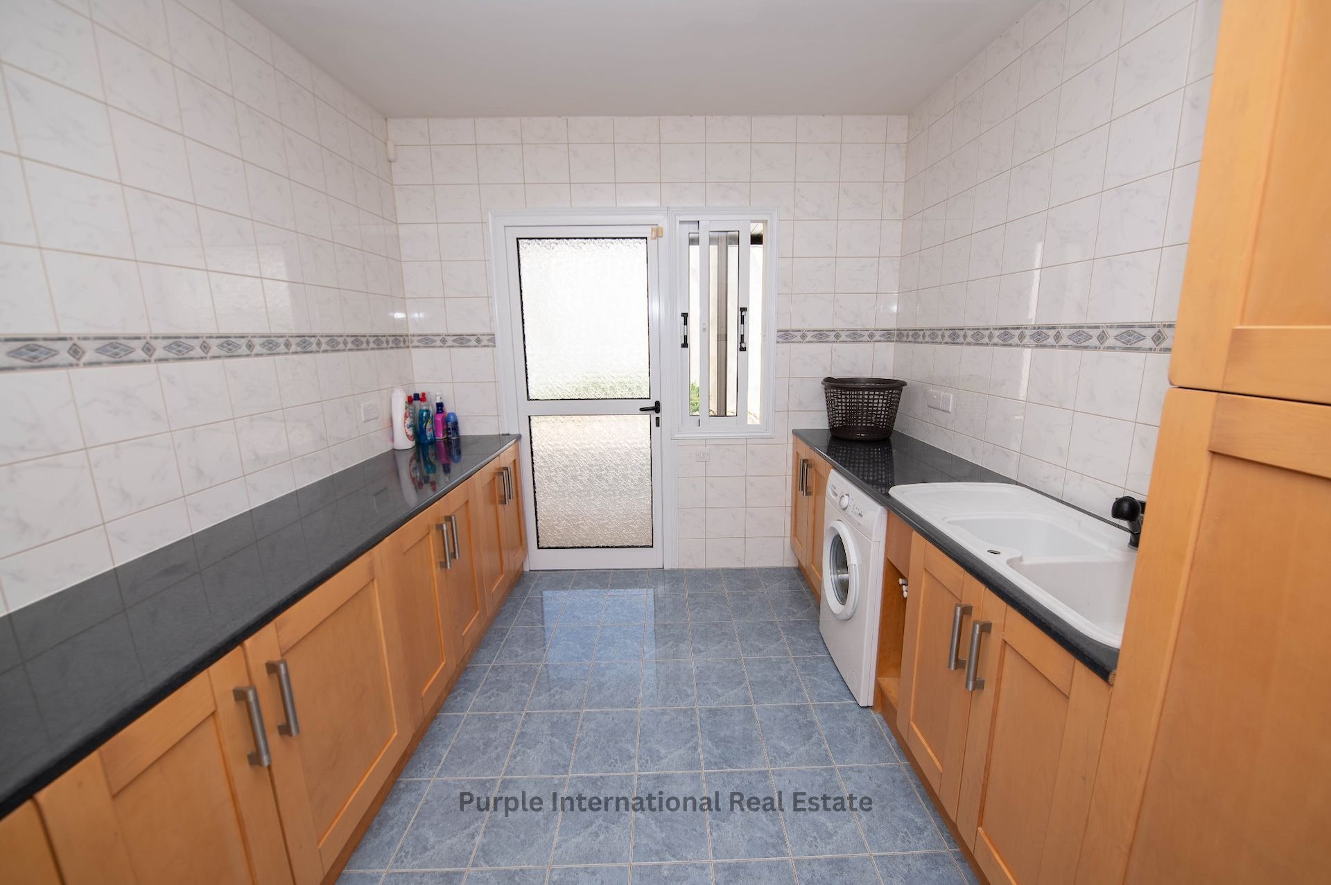 4 bedrooms Bungalow in Sea Caves, Pegeia, Paphos, Cyprus No. 35745