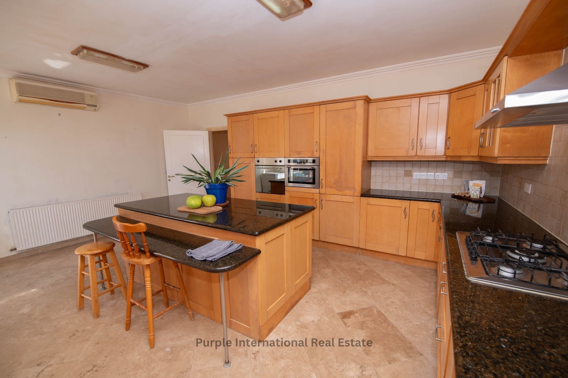4 bedrooms Bungalow in Sea Caves, Pegeia, Paphos, Cyprus No. 35745