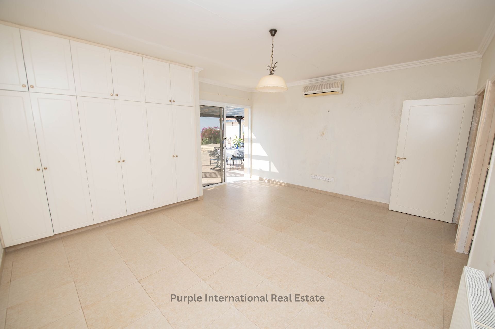 4 bedrooms Bungalow in Sea Caves, Pegeia, Paphos, Cyprus No. 35745