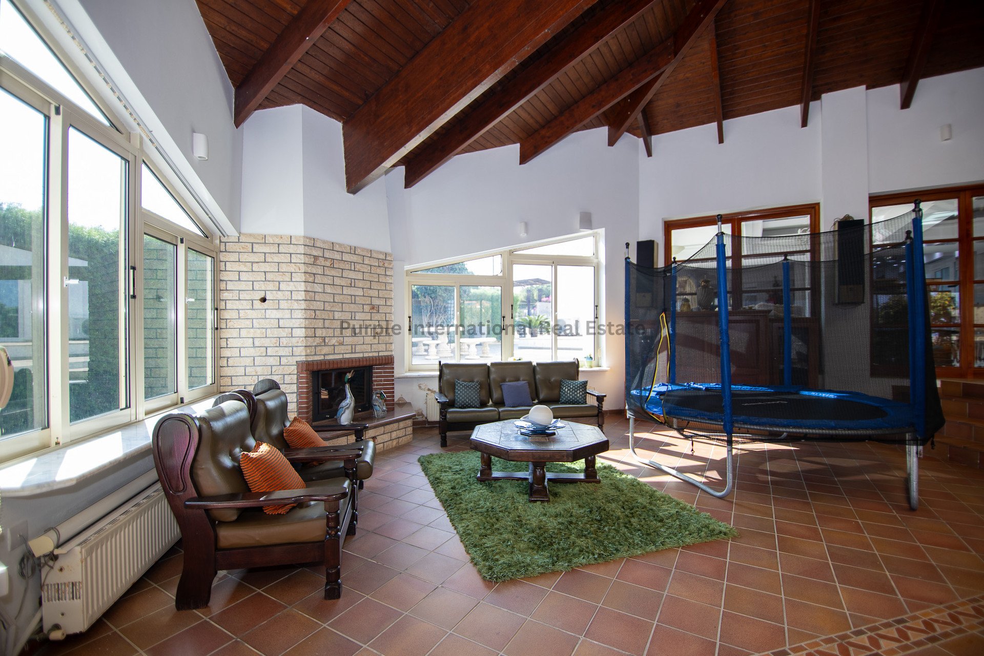 5 bedrooms Villa in Deryneia, Ammochostos, Cyprus No. 39293
